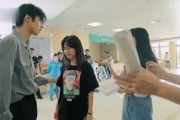 娱乐吃瓜现场,吃瓜现场，明星幕后故事大曝光！